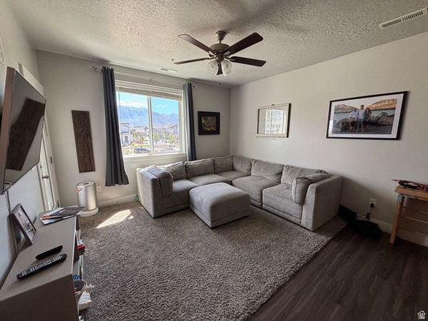690 N 380 W, Vineyard, UT 84059