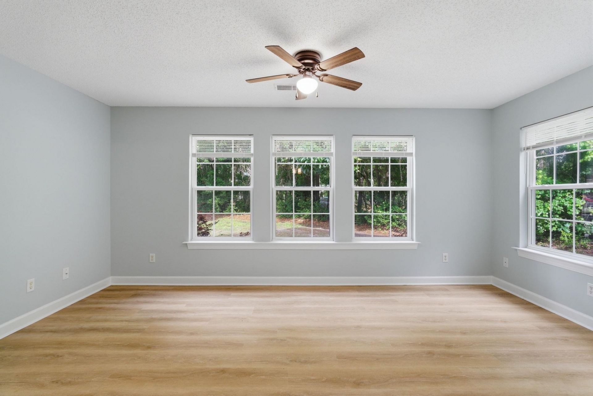 4390 Daphne Ln. Photo 18