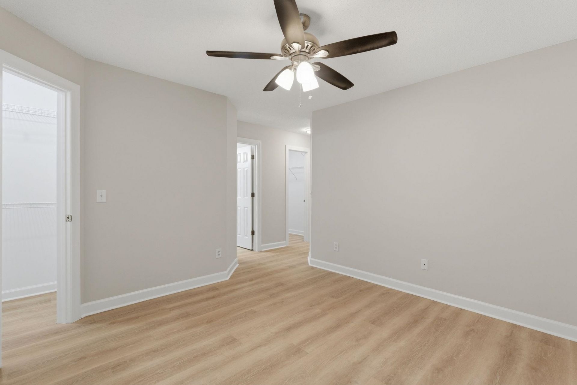 4390 Daphne Ln. Photo 35