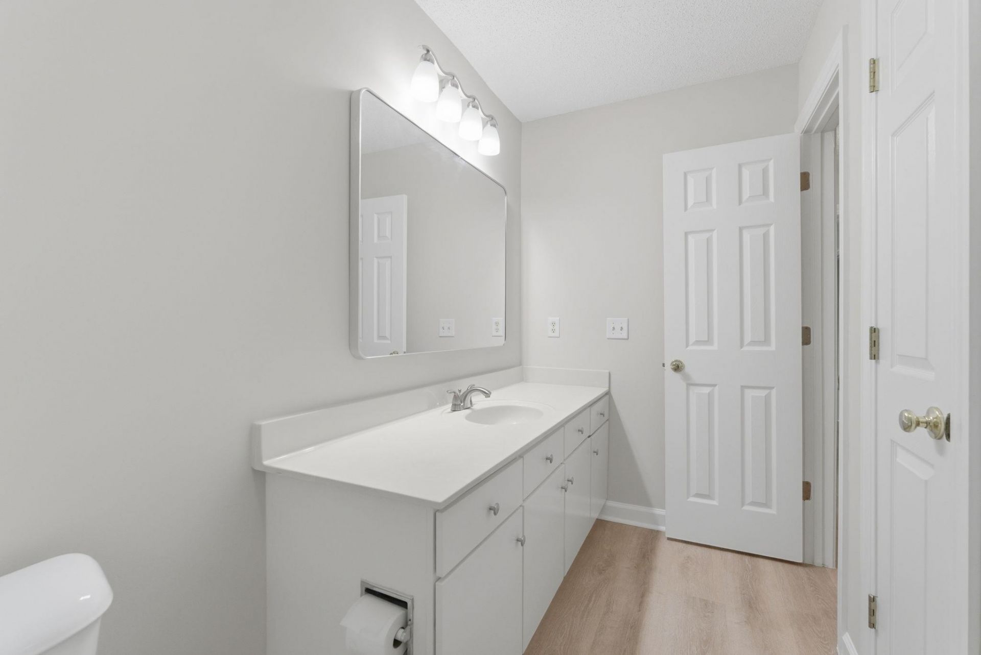 4390 Daphne Ln. Photo 41