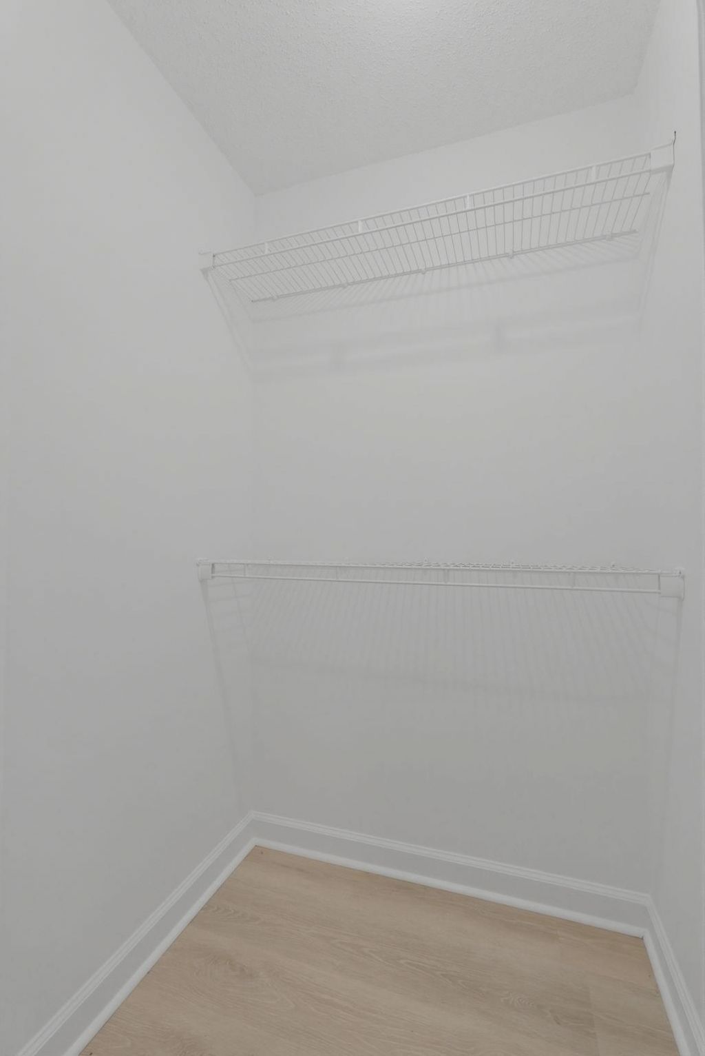 4390 Daphne Ln. Photo 42
