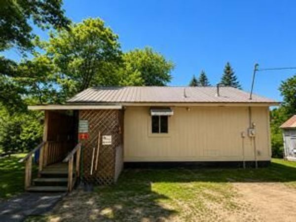 22469 165th Avenue, Hersey, MI 49639