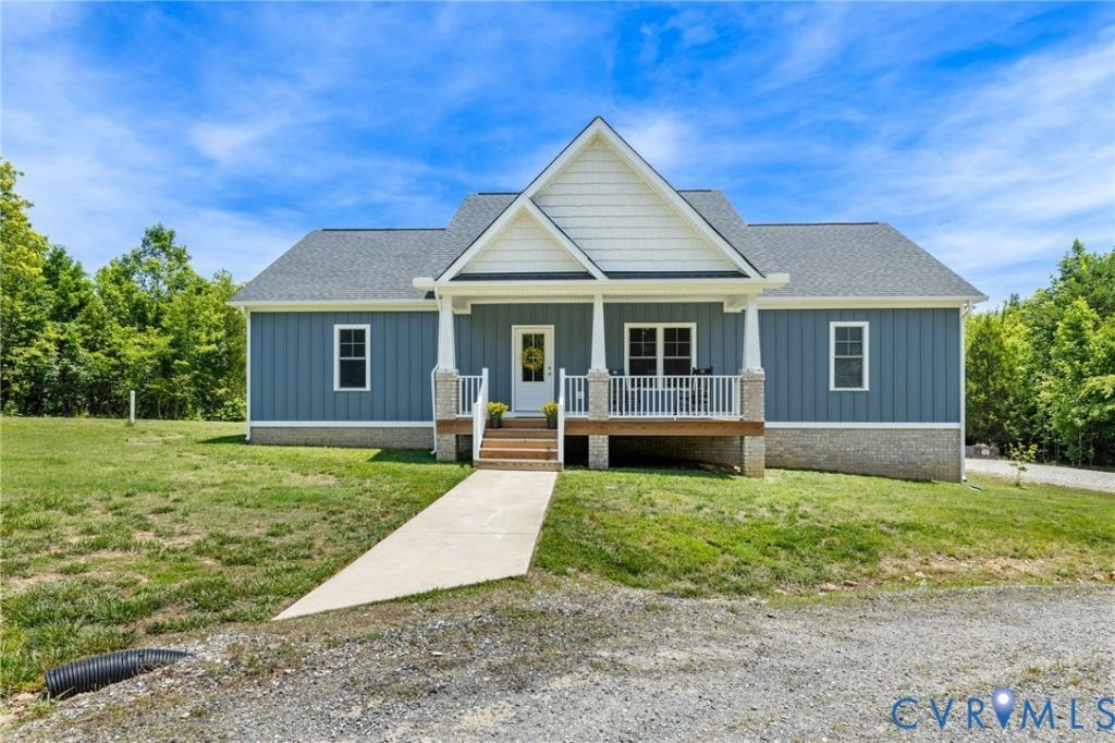 3269 Lowry Road, Columbia, VA 23038 Main Photo