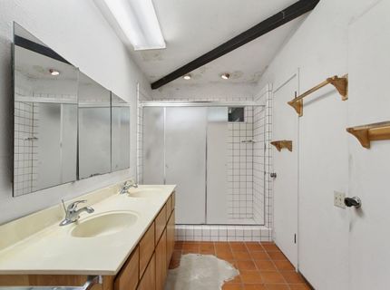 101 E 7th St, Davis, CA 95616 Photo