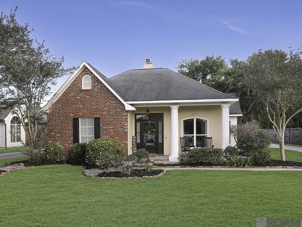 39504 Woodlake Dr, Prairieville, LA 70769