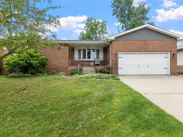 6669 Eugene Avenue , Portage, IN 46368
