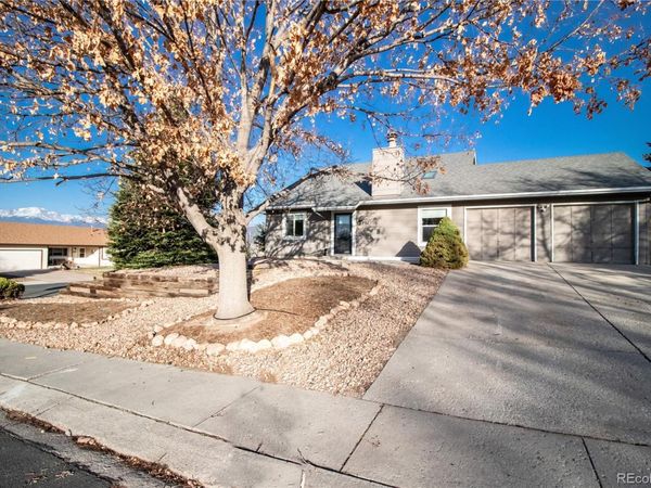2377 Distinctive Drive , Colorado Springs, CO 80920