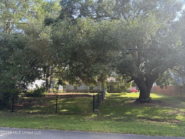 263 Pine Ridge Drive, Waveland, MS 39576