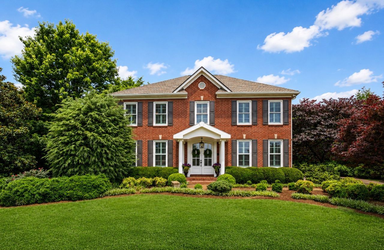 2240 Oakleaf Dr , Franklin, TN 37064 Main Photo