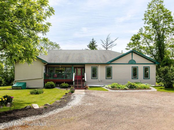 22 Noble Street, Coxsackie, NY 12051