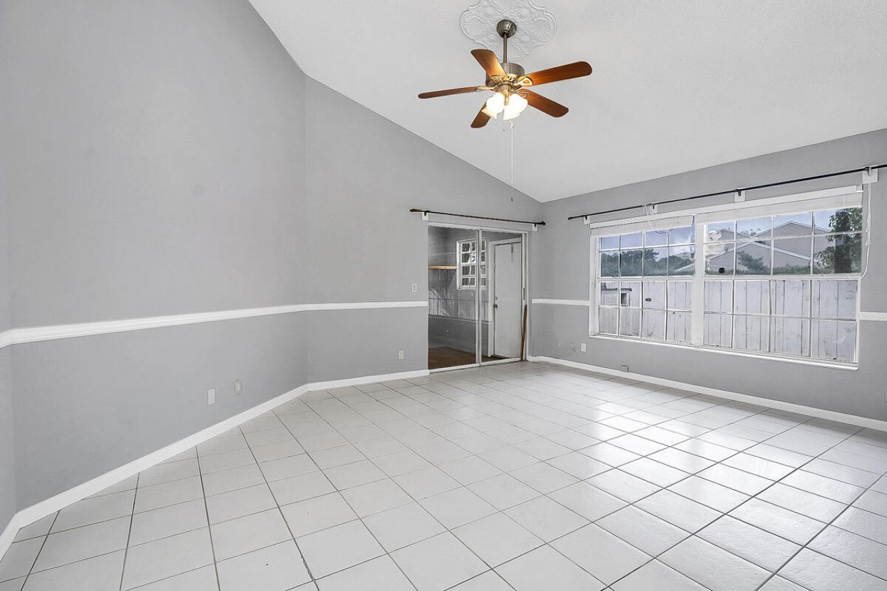 3814 Circle Lake Drive, West Palm Beach, FL 33417 Photo