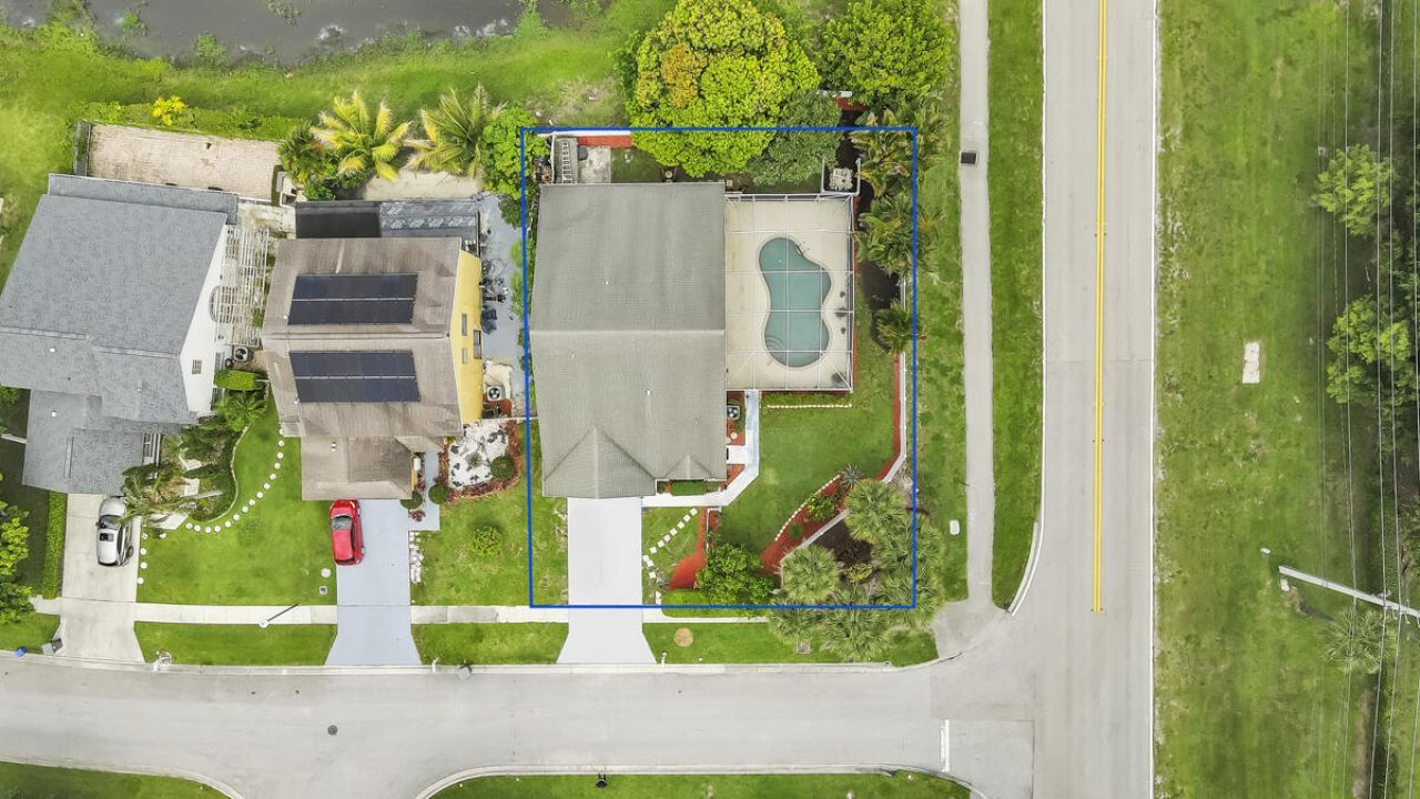 3814 Circle Lake Drive, West Palm Beach, FL 33417 Photo