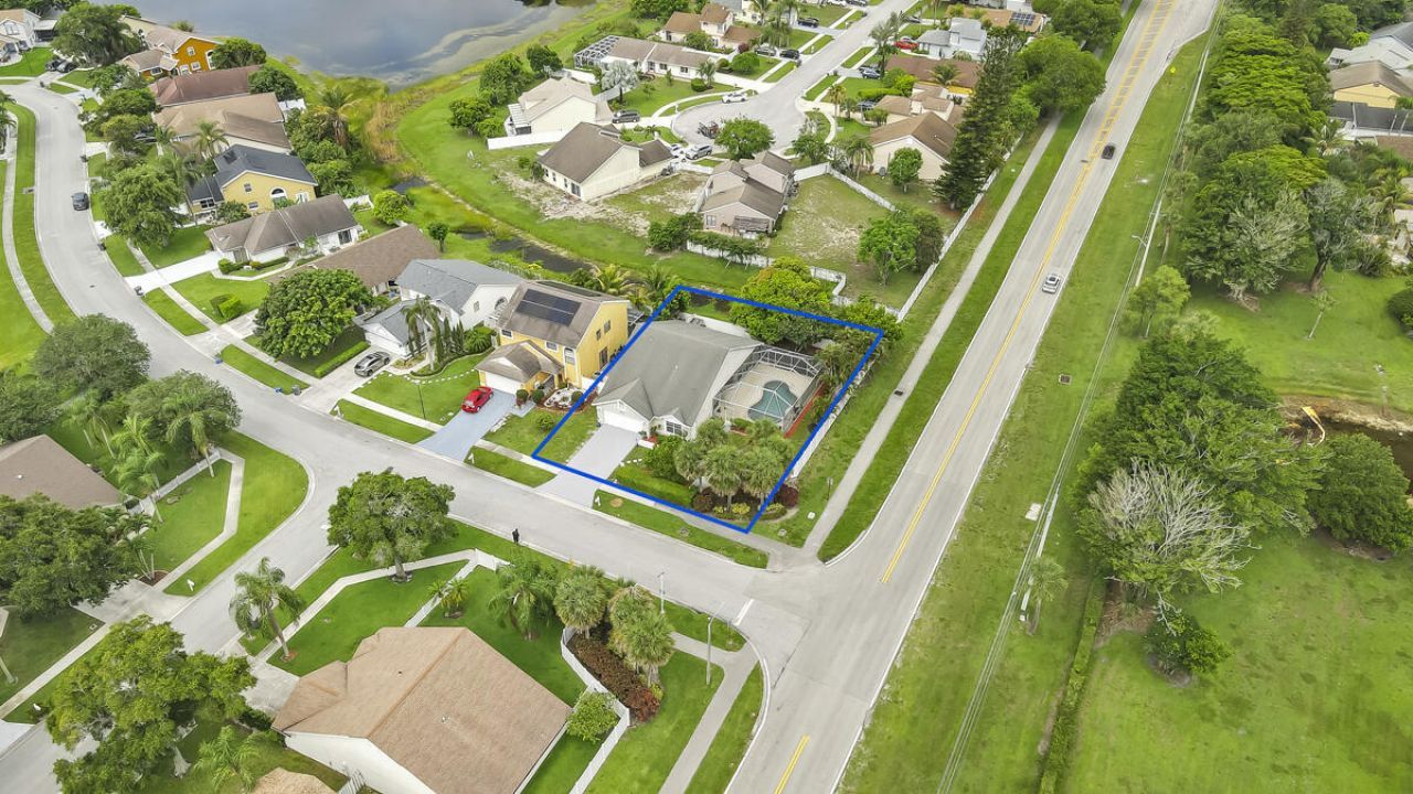 3814 Circle Lake Drive, West Palm Beach, FL 33417 Photo