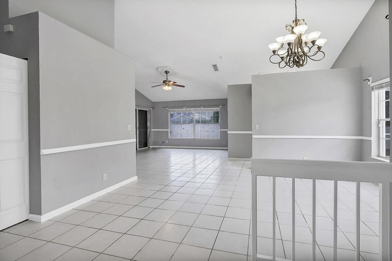 3814 Circle Lake Drive, West Palm Beach, FL 33417 Photo