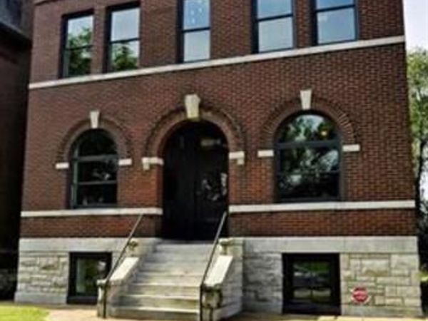 1806 Allen Avenue , St Louis, MO 63104