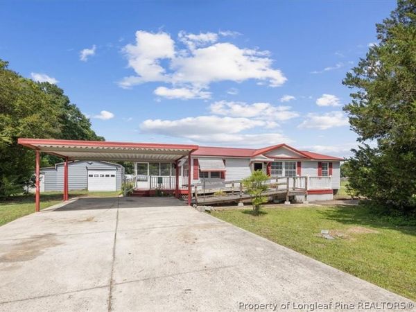 216 Canady Road , Parkton, NC 28371
