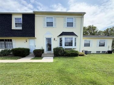 269 Lake Village Drive, Walled Lake, MI 48390