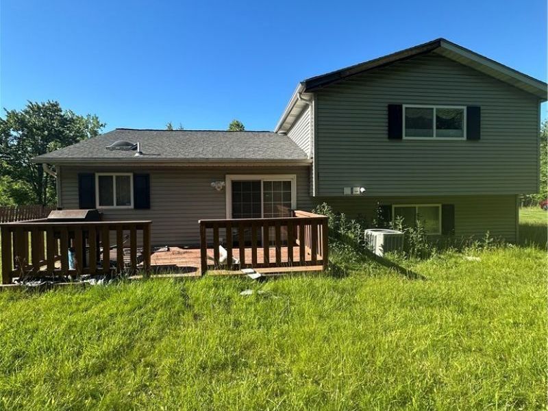 25235 Suwanee Avenue, Oakwood, OH 44146 Photo 9