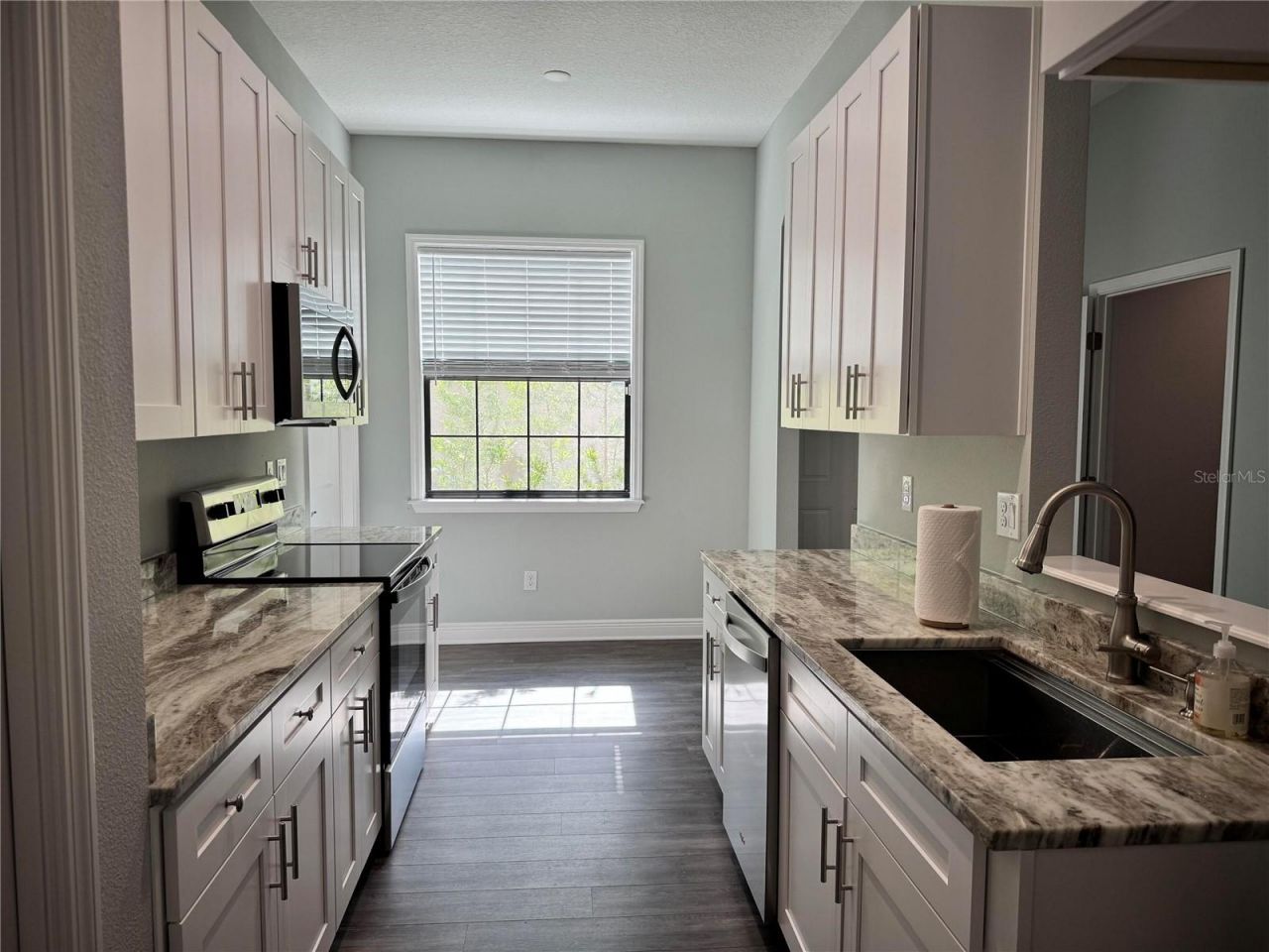 2730 Robertson, Lutz, FL 33559 Photo