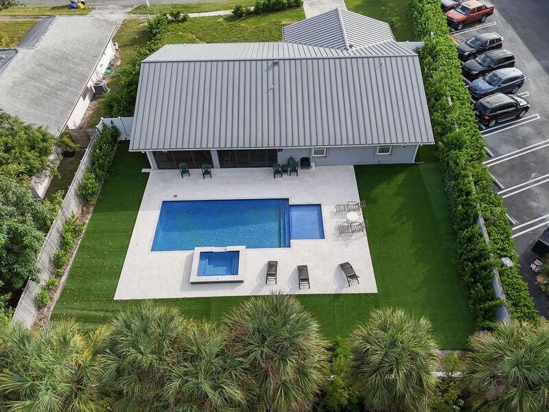 615 NE 15th Place, Boynton Beach, FL 33435 Photo