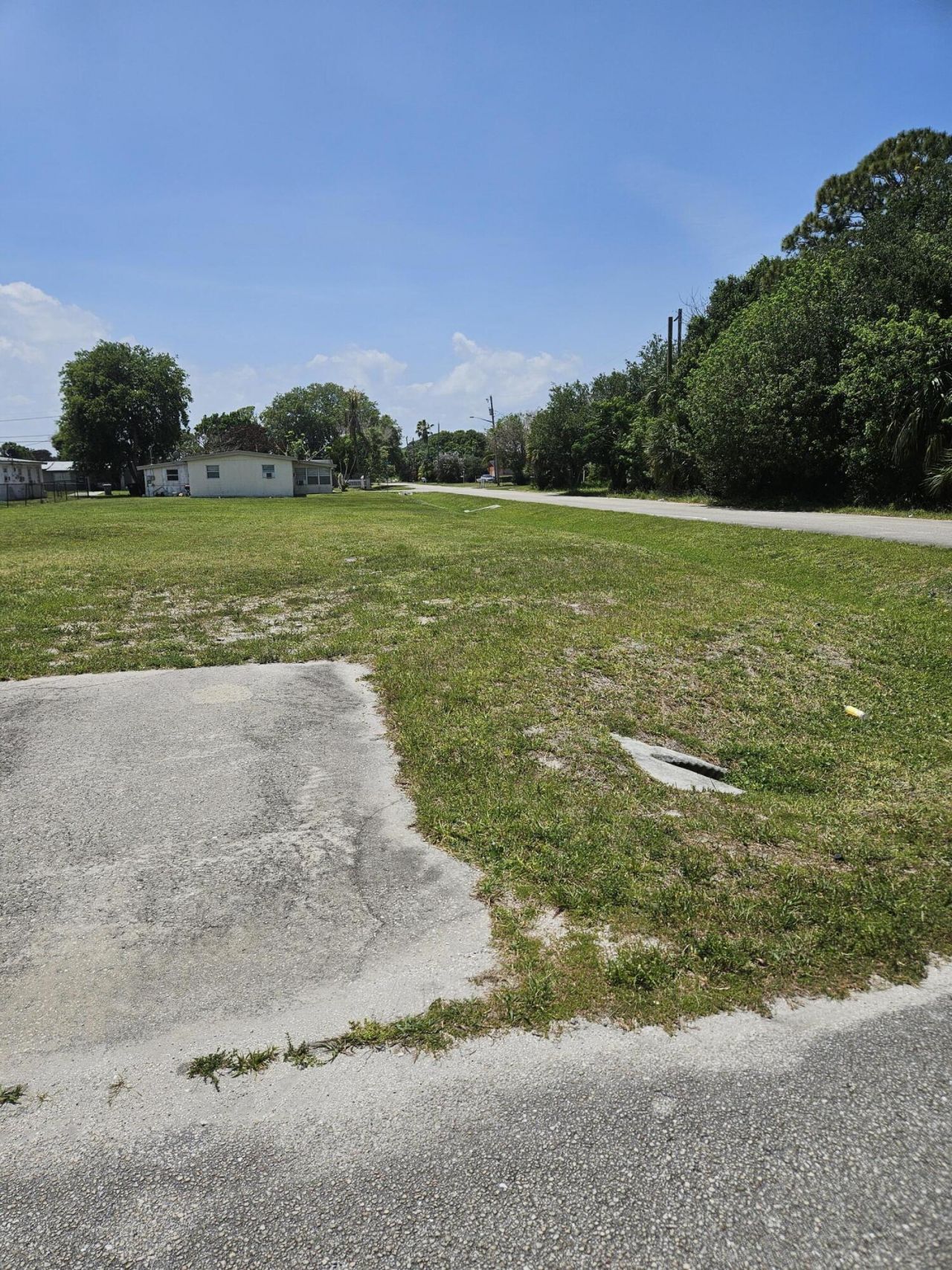 1909 N 16th Street, Fort Pierce, FL 34950 Photo