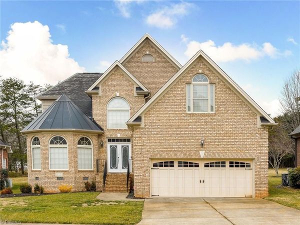 203 Christi Lane , Kernersville, NC 27284