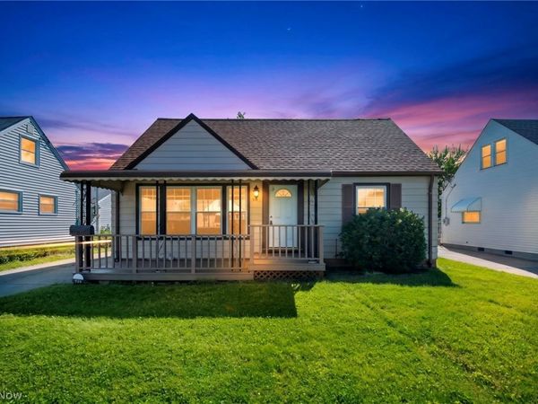 424 E 308th Street , Willowick, OH 44095