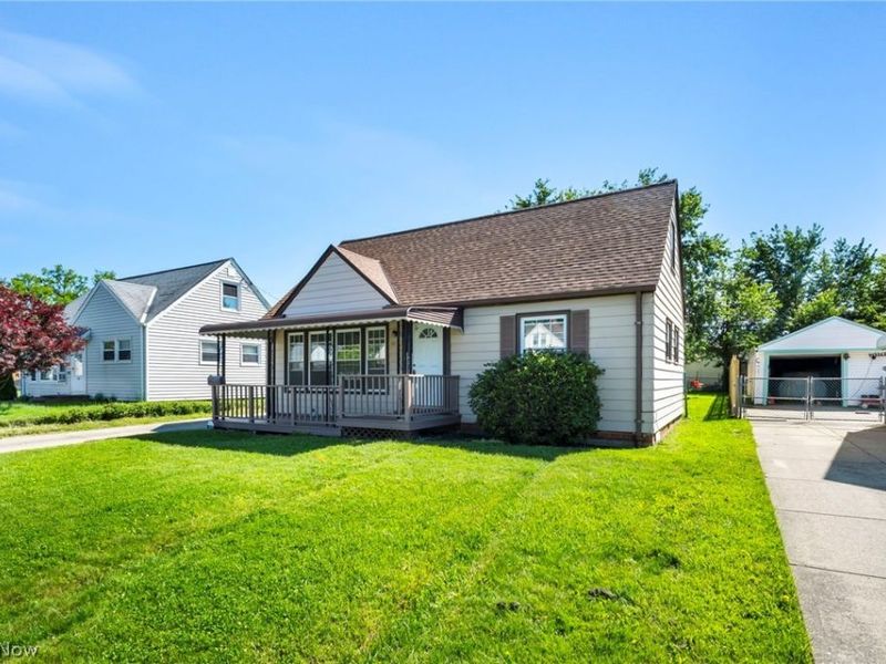 424 E 308th Street, Willowick, OH 44095 Photo 10