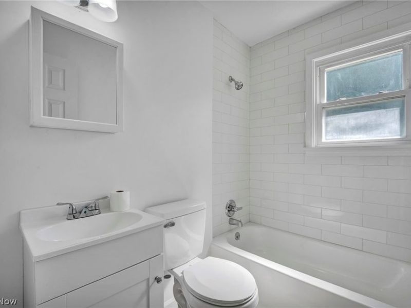 424 E 308th Street, Willowick, OH 44095 Photo 35