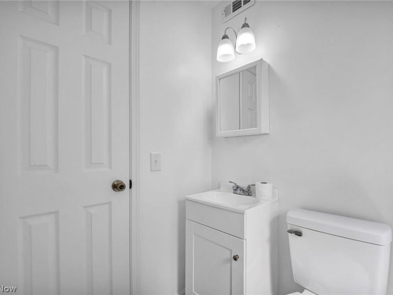 424 E 308th Street, Willowick, OH 44095 Photo 36