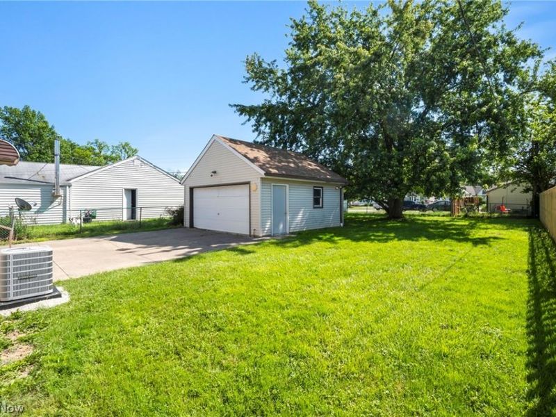 424 E 308th Street, Willowick, OH 44095 Photo 43