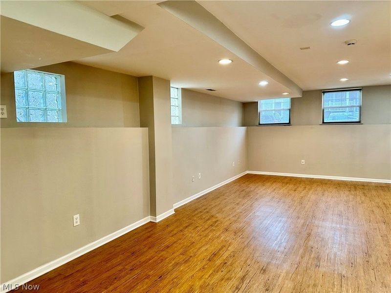 2188 W 6th Street , Unit DOWN, Cleveland, OH 44113 Photo 10