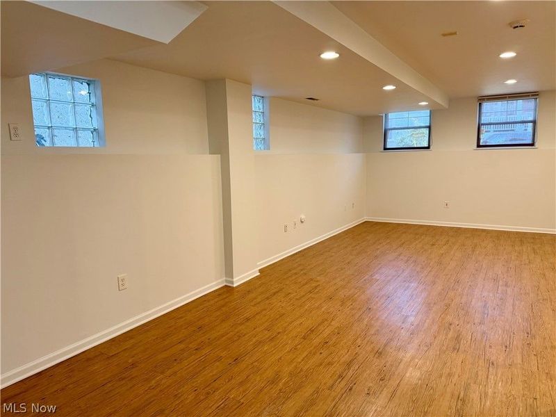 2188 W 6th Street, Unit DOWN, Cleveland, OH 44113 Photo 12