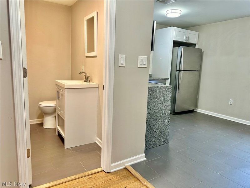 2188 W 6th Street , Unit DOWN, Cleveland, OH 44113 Photo 15