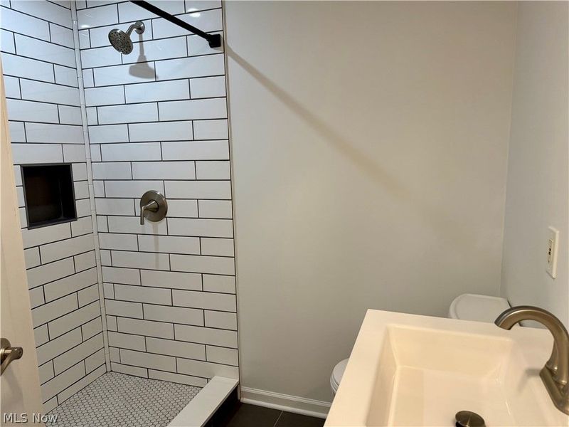 2188 W 6th Street, Unit DOWN, Cleveland, OH 44113 Photo 17