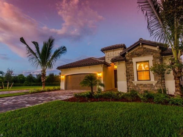 9234 Veneto PL , NAPLES, FL 34113