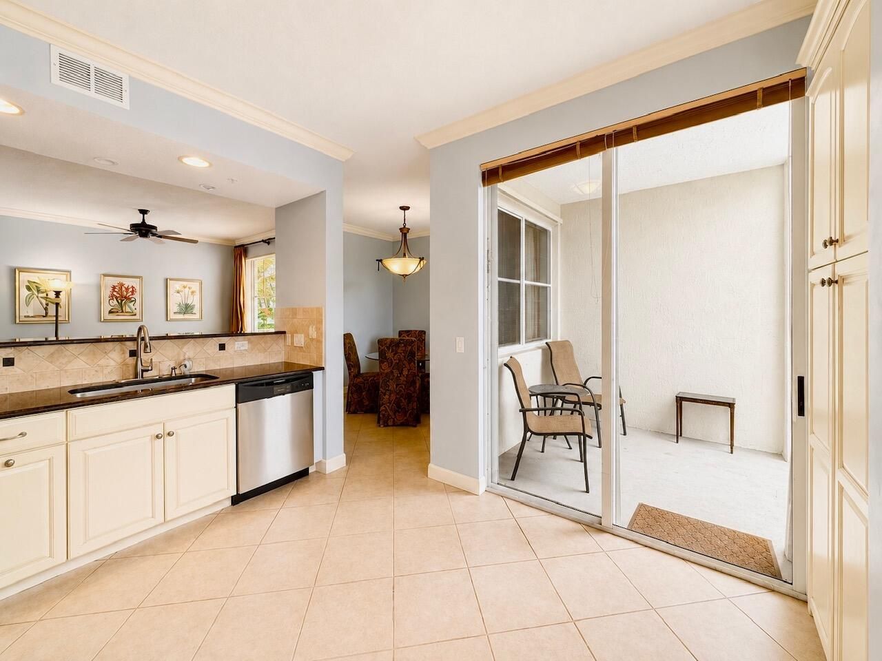 11031 Legacy Boulevard, Unit 202, Palm Beach Gardens, FL 33410 Photo