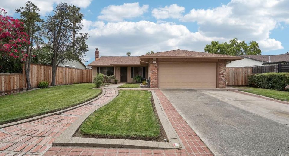 4112 Ashgrove Way, Sacramento, CA 95826 Photo