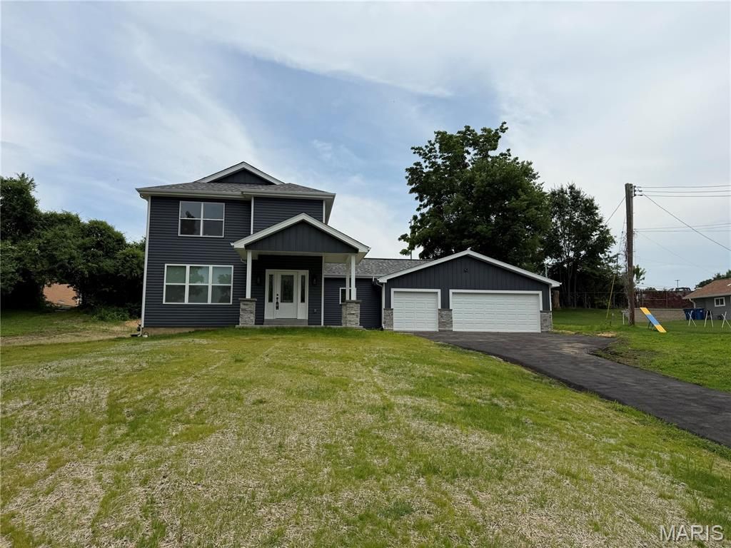 156 Reading Avenue , Maryland Heights, MO 63043 Main Photo