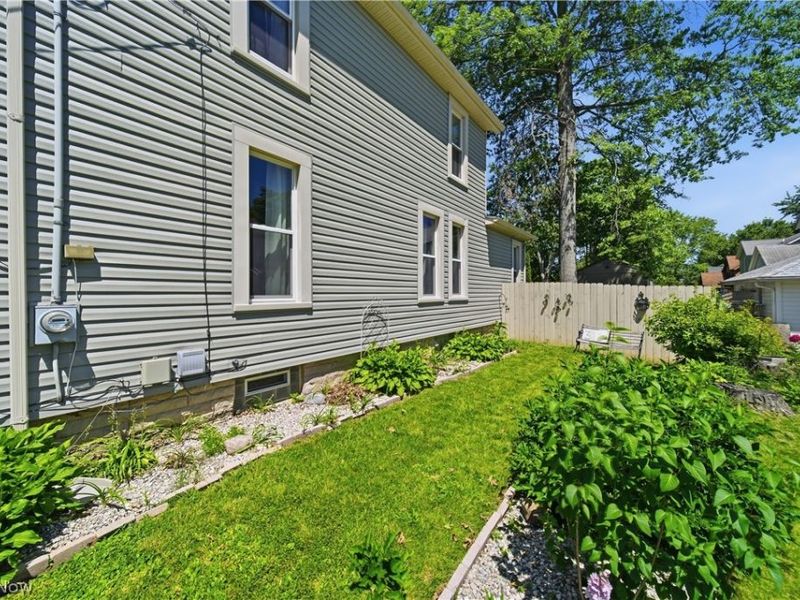 311 E Highland Avenue, Ravenna, OH 44266 Photo 28