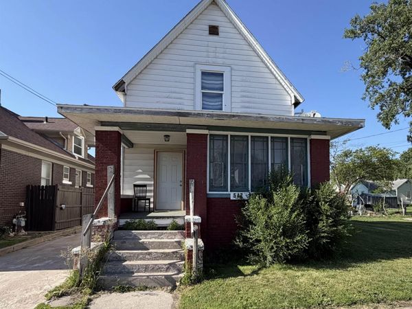 547 E SOUTH Street, Galesburg, IL 61401