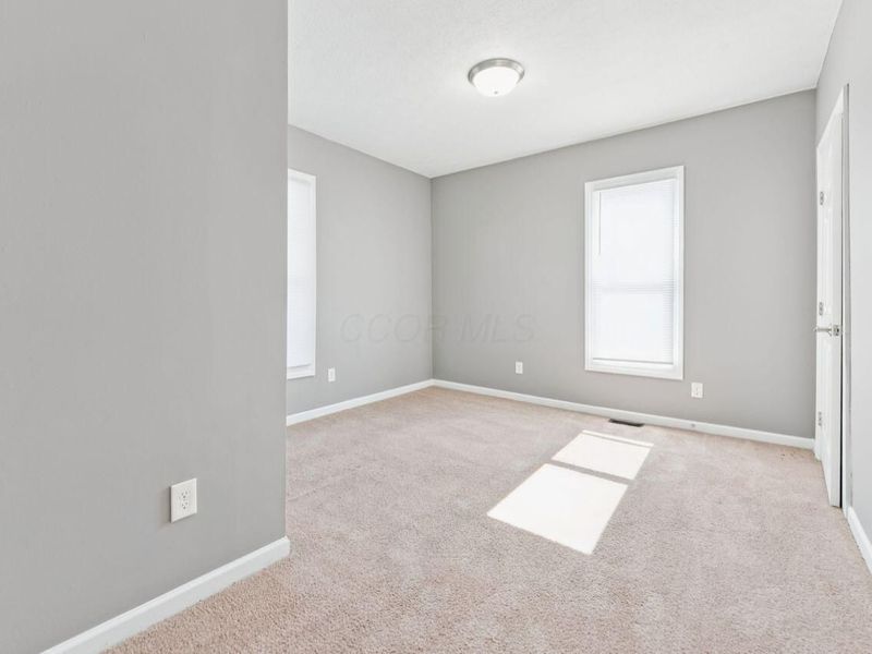 274 E Barthman Avenue , Columbus, OH 43207 Photo 21
