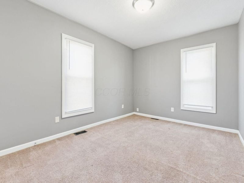 274 E Barthman Avenue , Columbus, OH 43207 Photo 25