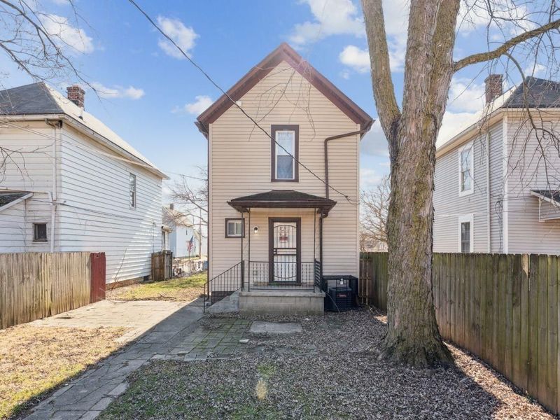274 E Barthman Avenue , Columbus, OH 43207 Photo 8