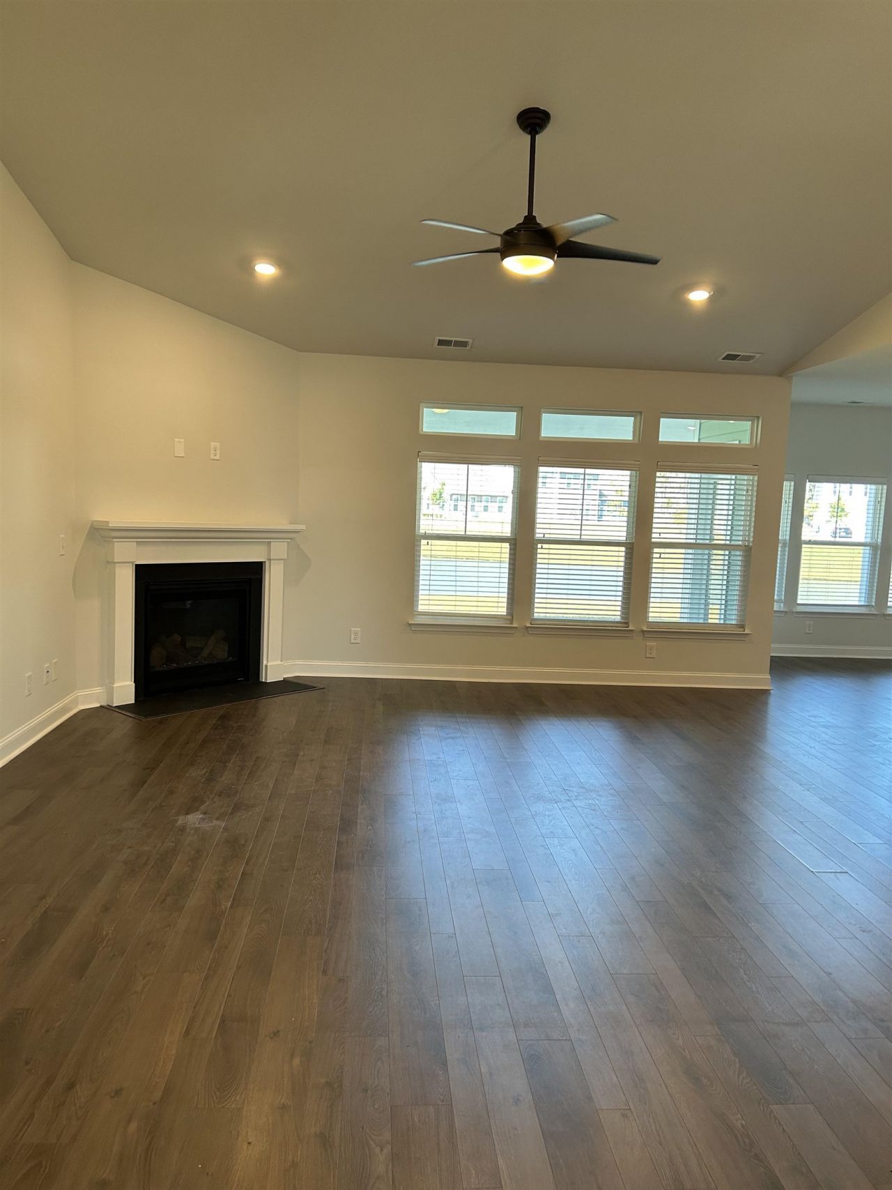 2404 Blue Crane Circle  Photo 7