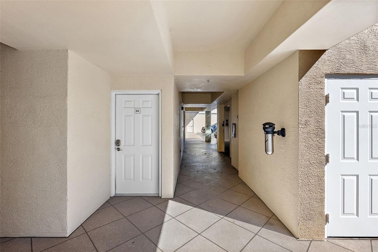 960 Starkey Road, Unit 5406, Largo, FL 33771 Photo