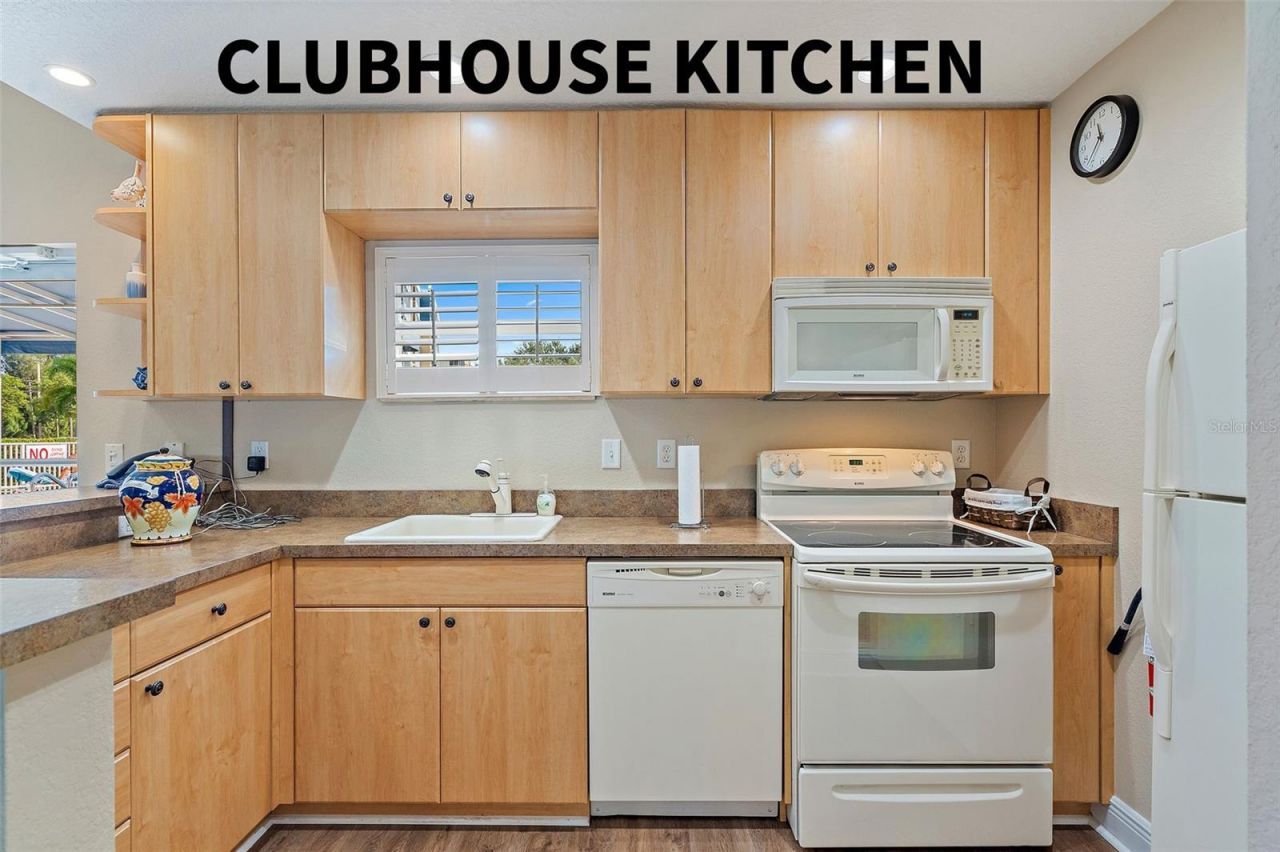 960 Starkey Road, Unit 5406, Largo, FL 33771 Photo