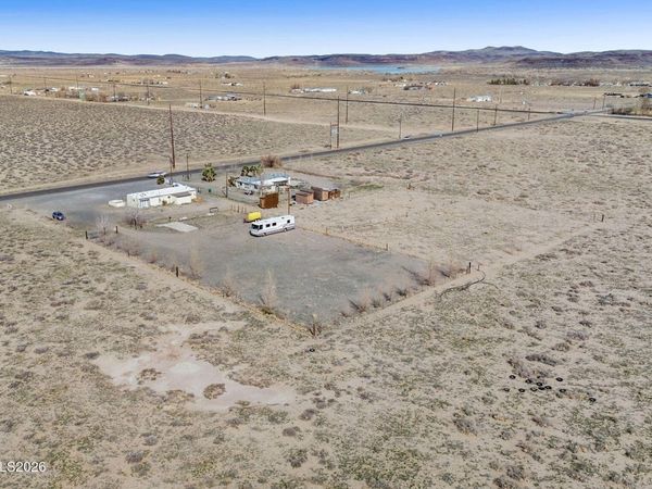 1375 E Fir Street, Silver Springs, NV 89429