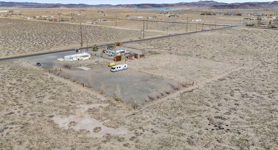 1375 E Fir Street, Silver Springs, NV 89429 Photo