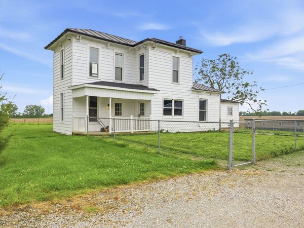 10889 W 800 S. Road, Redkey, IN 47373